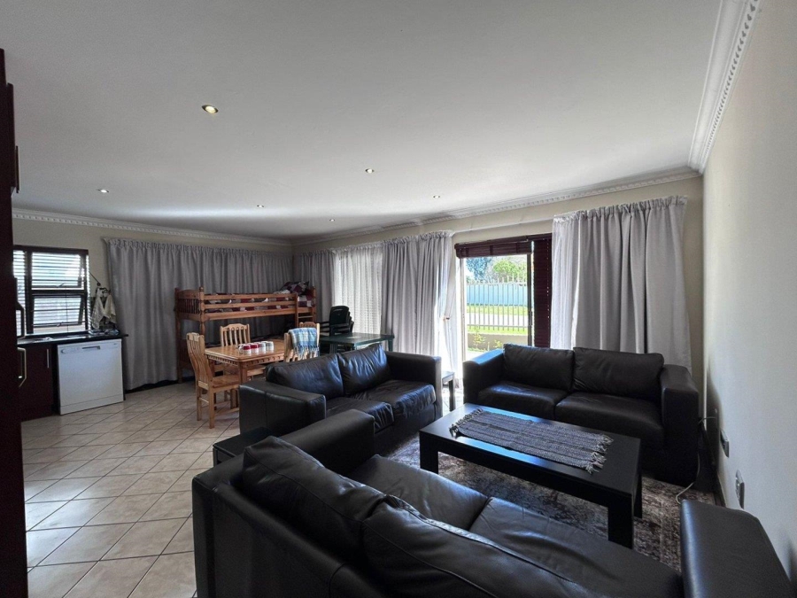 3 Bedroom Property for Sale in Jeffreys Bay Central Eastern Cape